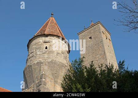 Burgturm und Eckturm des Burgtores, Altstadt, Rothenburg ob der Tauber, Mittelfranken, Bayern, Deutschland Stockfoto