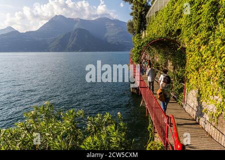 Blick auf den Comer See von Varenna Stockfoto