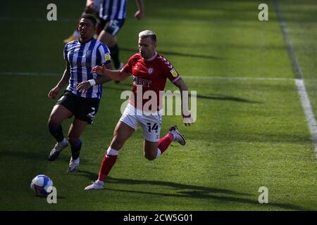 Bristol, Großbritannien. September 2020. Andreas Weimann von Bristol City (14) in Aktion. EFL Skybet Championship match, Bristol City gegen Sheffield Mittwoch im Ashton Gate Stadium in Bristol, Avon am Sonntag 27. September 2020. Dieses Bild darf nur für redaktionelle Zwecke verwendet werden. Nur redaktionelle Verwendung, Lizenz für kommerzielle Nutzung erforderlich. Keine Verwendung in Wetten, Spiele oder ein einzelner Club / Liga / Spieler Publikationen. PIC von Andrew Orchard / Andrew Orchard Sport Fotografie / Alamy Live News Credit: Andrew Orchard Sport Fotografie / Alamy Live News Stockfoto