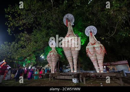 Neelamperoor Padayani am Neelamperoor Palli Bhagavathi Tempel, Alappuzha. Padayani ist ein traditioneller Volkstanz und eine rituelle Kunstform. Stockfoto