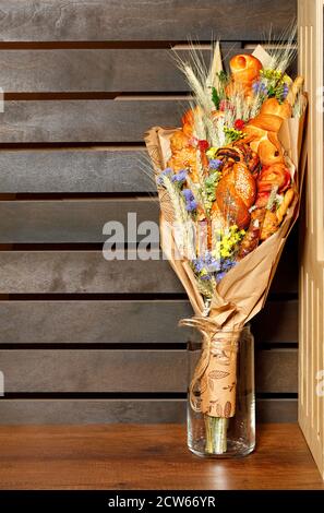 Schleifsteine in verschiedenen Formen und Größen für die Maniküre. Stockfoto