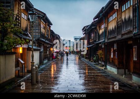 Das charmante Higashi Chaya-gai Gebiet von Kanazawa, Japan Stockfoto