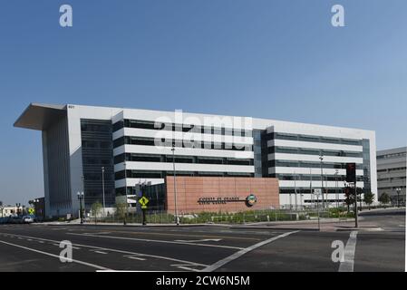 SANTA ANA, KALIFORNIEN - 23. SEPTEMBER 2020: Orange County Civic Center in Santa Ana. Stockfoto