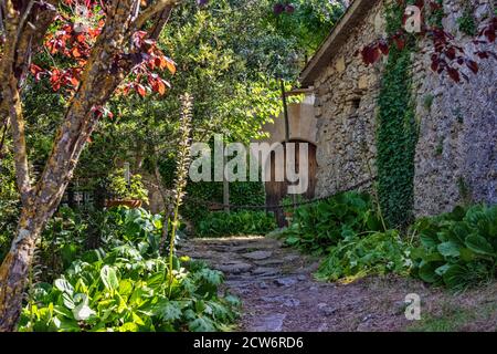 Sant Pere de Berti, romanische Kirche, Sant Quirze de Safaja, Katalonien, Spanien Stockfoto