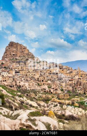 Burg und Stadt Uchisar, Kappadokien, Zentralanatolien, Türkei Stockfoto