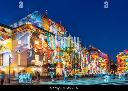 Festival of Lights Berlin 2020, Bebelplatz, Staatsoper unter den Linden, Berlin, Deutschland Stockfoto