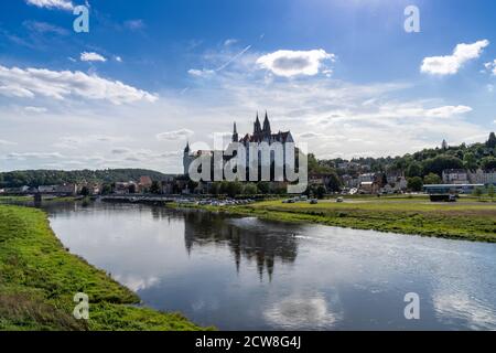 Meißen, Sachsen / Deutschland - 10. September 2020: Schloss und Dom in der deutschen Stadt Meißen an der Elbe Stockfoto