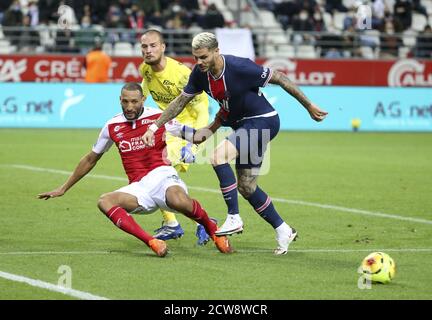 Torwart von Reims Predrag Rajkovic, Yunis Abdelhamid von Reims, Mauro Icardi von PSG während der französischen Meisterschaft Ligue 1 Fußballspiel zwischen Sta Stockfoto