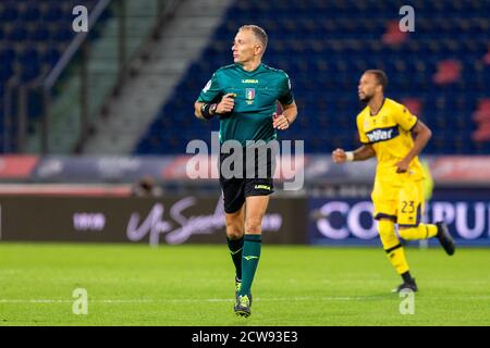 Bologna, Italien. September 2020. Bologna, Italien, Dall'Ara Stadium, 28 Sep 2020, Referee Valeri (Rom) während Bologna vs Parma - italienische Fußball Serie A Spiel - Kredit: LM/Francesco Scaccianoce Kredit: Francesco Scaccianoce/LPS/ZUMA Wire/Alamy Live News Stockfoto