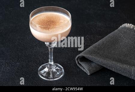 Alexander Cocktail aus Cognac, Creme und Creme de Cacao Stockfoto