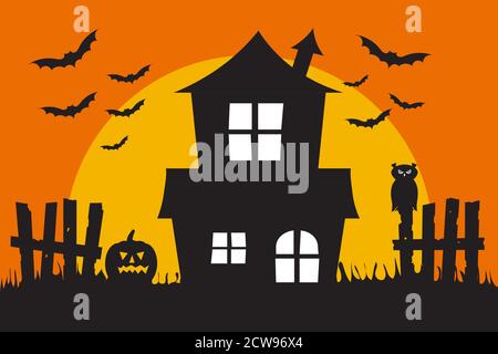Halloween gruselige Szene mit alten Haus Silhouette vor dem Mond und dem orangen Himmel mit Fledermäusen. Halloween Urlaub Konzept Vektor Illustration Stock Vektor