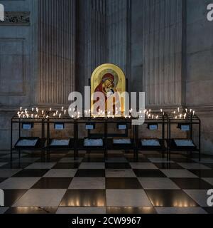 Maria und das Jesuskind Ikonen, Innenraum der St. Paul's Cathedral in London, Vereinigtes Königreich Stockfoto
