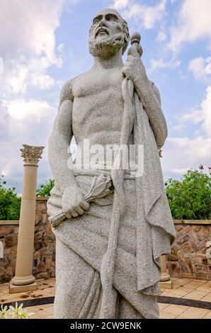 Eine Statue von Hippokrates steht im Hippokrates Park auf dem Campus der University of South Alabama, 26. September 2020, in Mobile, Alabama. Stockfoto