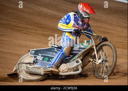 Manchester, Großbritannien. September 2020. MANCHESTER, ENGLAND. SEPTEMBER 28TH 2020 Richard Lawson in Action during the British Speedway Championship at the National Speedway Stadium, Manchester, England (Credit: Ian Charles) Credit: MI News & Sport /Alamy Live News Stockfoto