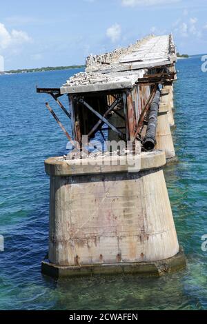 Die alte, ausgediente Seven Mile Brücke verbindet die Keys mit dem Festland, Key West, Florida, USA Stockfoto