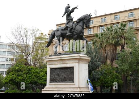 Statue von Theodoros Kolokotronis (1770-1843) ein griechischer General und der herausragende Führer des griechischen Unabhängigkeitskrieges. Stockfoto