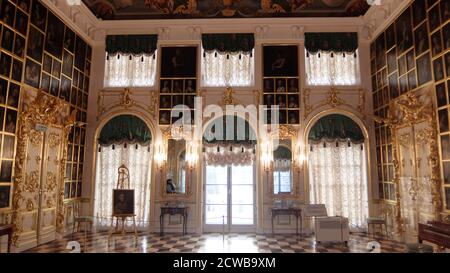 Innenraum des Peterhof-Palastes, eine Reihe von Palästen und Gärten in Petergof, Sankt Petersburg, Russland, im Auftrag von Peter dem Großen Stockfoto