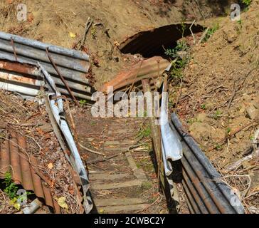 Überreste der Waffen des ersten Weltkrieges auf einem Schlachtfeld in Belgien. 2020 Stockfoto