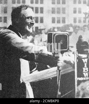 Schwarzweiß-Foto des US-Präsidenten Franklin D. Roosevelt (1882-1945) während eines Wahlkampfs. Stockfoto