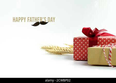 Happy Fathers Day, Geschenkbox mit Wort Stockfoto