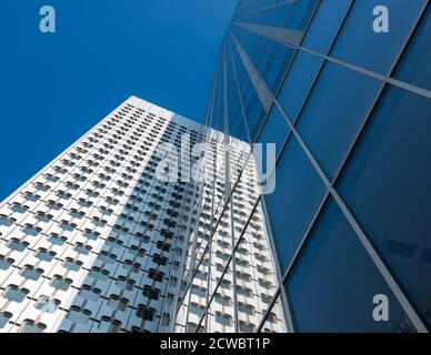 Büros in La Défense, einem wichtigen Geschäftsviertel der Stadtgrenzen von Paris, Frankreich, die nun die größte Business District in Europa Stockfoto