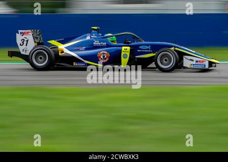 Monza, Italien. 27. Sep, 2020. monza, Italien, 27 Sep 2020, #31 Zane Maloney (Euroformula Open - Carlin) auf Dallara F320 während der International GT Open ed Euroformula Open - Grand Tourism - Credit: LM/Luca Rossini Credit: Luca Rossini/LPS/ZUMA Wire/Alamy Live News Stockfoto