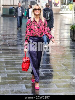 Ashley Roberts, Global Radio Studios, London, Großbritannien, 29. September 2020, Foto von piQtured Stockfoto