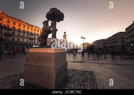 Ikonischer zentraler Platz von Madrid, die Plaza del Sol (Sonnenplatz); Spanien. Stockfoto