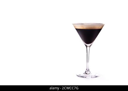 Martini Espresso Cocktail isoliert auf weißem Hintergrund Stockfoto