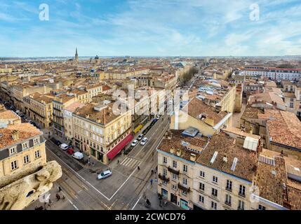 Bordeaux, Departement Gironde, Aquitanien, Frankreich. Blick über Bordeaux von der Tour, oder Turm, Pey Berland. Das historische Zentrum von Bordeaux ist ein UNESC Stockfoto