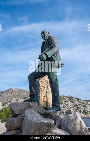 Denkmal Statue des Malers Lorenzo Cerdá Bisbal in Cala San Vincente Pollenca Mallorca balearen Spanien Stockfoto