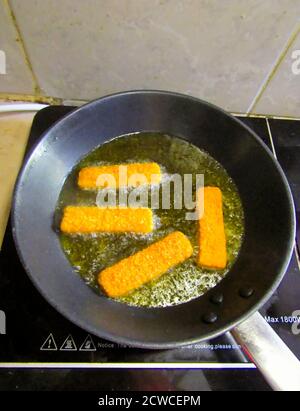 Fischfinger Braten Stockfoto