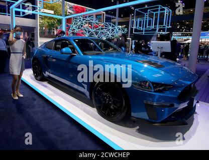 Peking, China. September 2020. Ford's neue Mustang ist auf der internationalen Auto China Show in Peking am Dienstag, 29. September 2020 zu sehen. Tausende von potenziellen Käufern und Fans von Neuwagen strömten zu einer der größten Automobilmessen der Welt, nur wenige Monate nachdem Chinas Hauptstadt alle obligatorischen Covid-19-Schutzmaßnahmen aufgehoben hatte. Foto von Stephen Shaver/UPI Kredit: UPI/Alamy Live Nachrichten Stockfoto