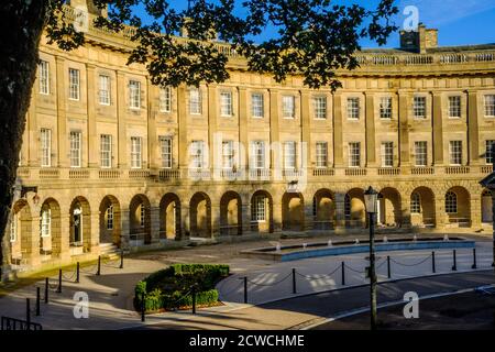 Buxton's frisch renoviertes Crescent and St Ann's Hotel eröffnet wieder 1. Oktober 2020 als The Buxton Crescent Hotel and Health Spa Stockfoto