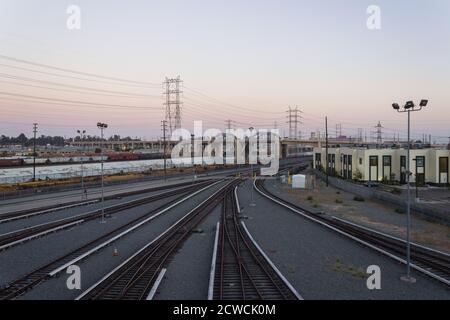 LOS ANGELES, USA - 15. Sep 2014: Sixth Street Viaduct bei Sonnenuntergang Stockfoto