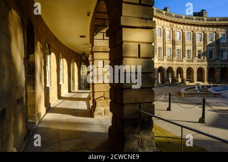 Buxton's frisch renoviertes Crescent and St Ann's Hotel eröffnet wieder 1. Oktober 2020 als The Buxton Crescent Hotel and Health Spa Stockfoto