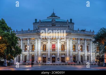 Das Burgtheater in der Abenddämmerung, Wien, Österreich, Europa das Burgtheater in Wien in der Abenddämmerung, Österreich, Europa Stockfoto