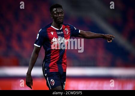 Bologna, Italien - 28. September, 2020: Musa Barrow von Bologna FC Gesten während der Serie A Fußballspiel zwischen Bologna FC und Parma Calcio. FC Bologna gewann 4-1 gegen Parma Calcio. Kredit: Nicolò Campo/Alamy Live Nachrichten Stockfoto