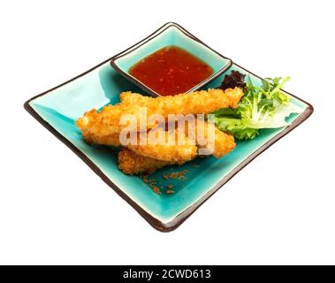Tempura Garnelen mit Chili-Sauce. Isoliert auf weißem Hintergrund Stockfoto