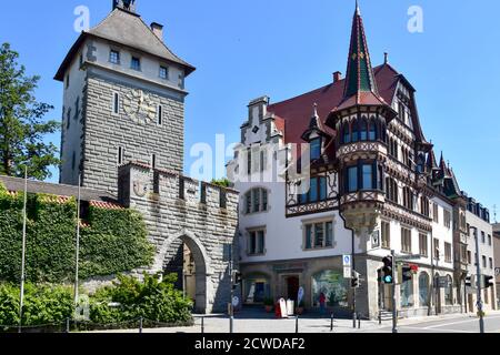 Konstanz, 27. Mai 2020: Schnetztor, befestigtes Tor der ehemaligen Stadtmauer. Stockfoto