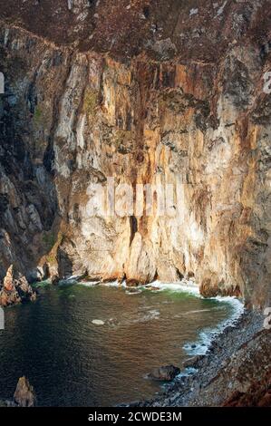 Cliff Slieve League höchste Meeresklippen in Irland, Blick auf die Atlantikküste der Grafschaft Donegal Stockfoto