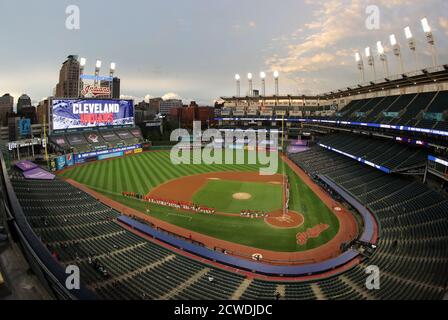 Cleveland, Usa. September 2020. Die Cleveland Indians und New York Yankees stehen am Dienstag, 29. September 2020, zum Start des AL Wild Card Game im Progressive Field in Cleveland, Ohio, an. Foto von Aaron Josefczyk/UPI Credit: UPI/Alamy Live News Stockfoto