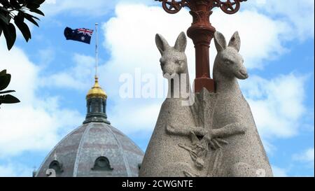 Melbourne Australien; Heritage Känguru Skulptur vor dem Royal Exhibition Building. Stockfoto