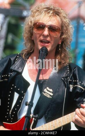 ZDF Fernsehgarten, Sonntag-Unterhaltungsshow, Sendung vom 3. Juli 1994, Gaststar: Band Smokie