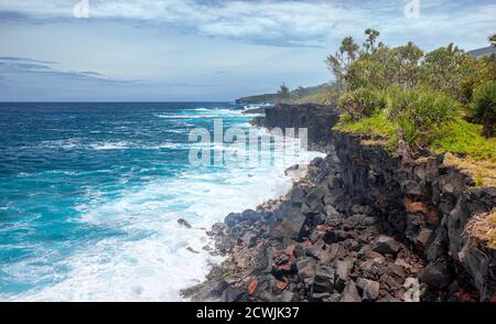 Küstenlinie bei Saint-Philippe (Südküste der Insel La Reunion) Stockfoto