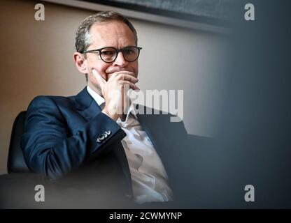 Berlin, Deutschland. September 2020. Berlins Regierender Bürgermeister Michael Müller (SPD), am Rande eines dpa-Interviews Quelle: Britta Pedersen/dpa-Zentralbild/ZB/dpa/Alamy Live News Stockfoto