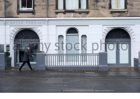 Edinburgh, Schottland, Großbritannien. September 2020. Aufgrund der Coronavirus-Pandemie kündigte das berühmte und preisgekrönte Michelin-Sterne-Restaurant Castle Terrace im Stadtzentrum an, dass es aufgrund des Mangels an Touristen und der Kundenanreize schließen würde, wodurch das Unternehmen nicht mehr finanzierbar wäre. Und das Geschäft wurde jetzt zum Verkauf online mit einem lokalen Immobilienmakler ein Ende zu bringen 10 erfolgreiche Jahre des Handels. Restaurant wurde 2010 von Tom Kitchin und Dominic Jack gegründet. Kredit: Craig Brown/Alamy Live Nachrichten Stockfoto