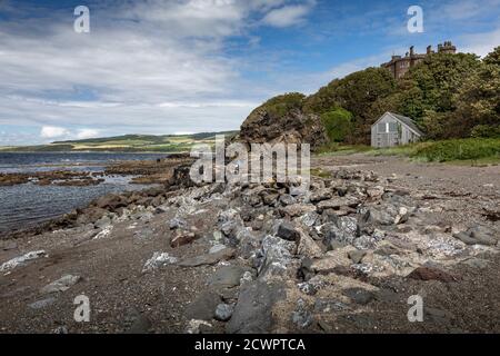 Bootshaus aus Holz und Zinn im Culzean Castle und Country Park in Ayrshire, Schottland Stockfoto