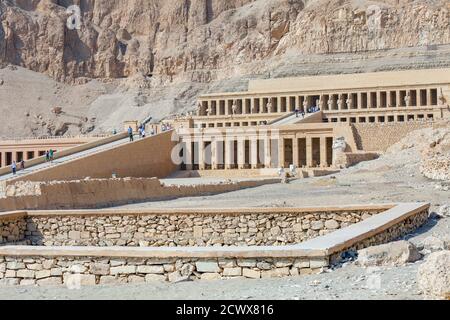 Hatschepsut-Tempel, Deir al-Bahri, Tal der Könige, Luxor, Ägypten Stockfoto