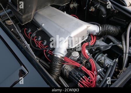 Motoransicht eines 1985 Lamborghini Countach 5000QV. Stockfoto